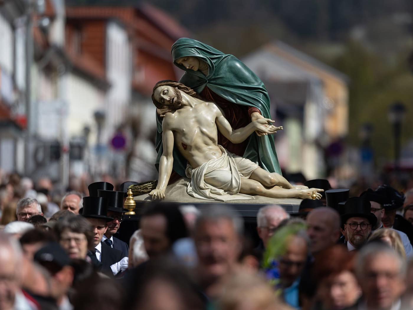 Die Palmsonntagsprozession in Heiligenstadt gehört zum immateriellen Kulturerbe der Unesco. / Foto: Michael Reichel/dpa