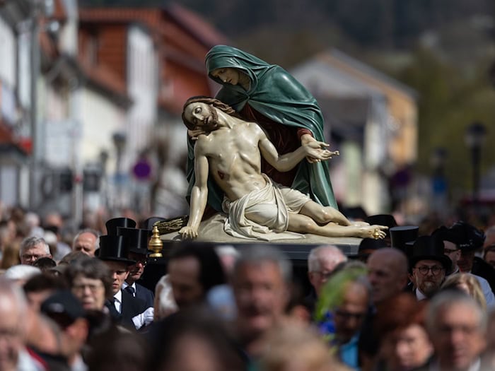 Prozession, Gottesdienste, Abendmahl - die Woche vor Ostern