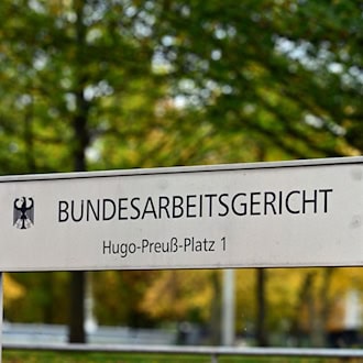 Freistellung nach Kündigung? - Bundesarbeitsgericht hat entschieden (Illustration).  / Foto: Martin Schutt/dpa