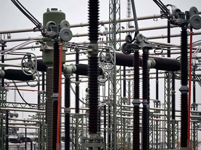 Der Stromverbrauch im 50Hertz-Übertragungsgebiet ist im vergangenen Jahr erneut leicht gesunken. (Archivbild) / Foto: Lilli Förter/dpa