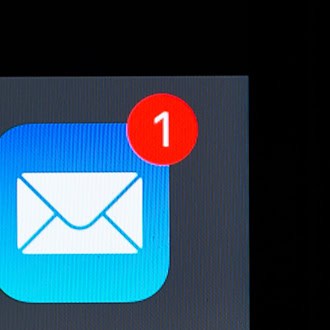 Thüringens Kommunen sollen Dinge öfter per Mail mitteilen dürfen. (Archivbild) / Foto: Silas Stein/dpa/dpa-tmn