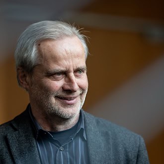 Frank Augsten zieht sich von der BSW-Fraktionsspitze zurück. (Archivbild) / Foto: Jacob Schröter/dpa