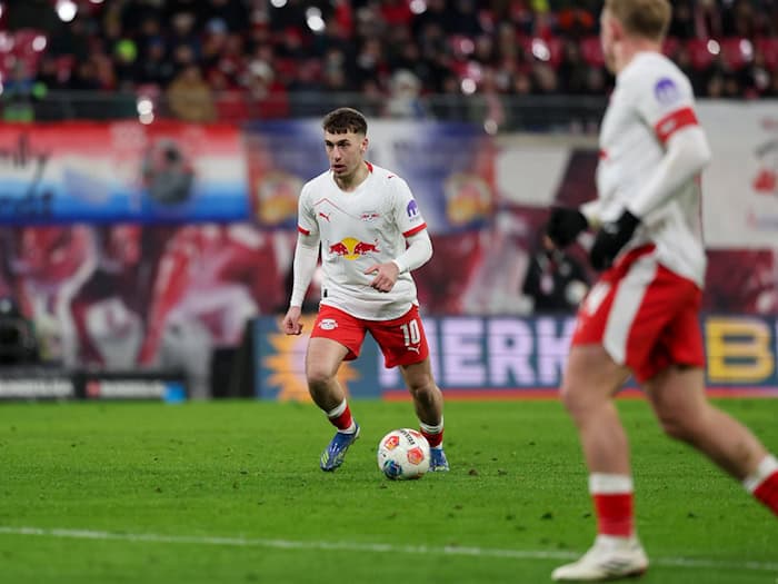 Brajan Gruda (l) kam ind er Winterpause aus England nach Leipzig. / Foto: Jan Woitas/dpa