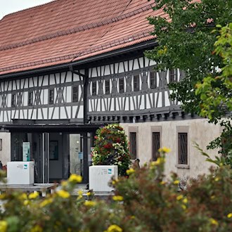 Unter anderem das Waffenmuseum in Suhl ist in den vergangenen Tagen beschädigt worden. (Archivbild) / Foto: Martin Schutt/dpa-Zentralbild/dpa