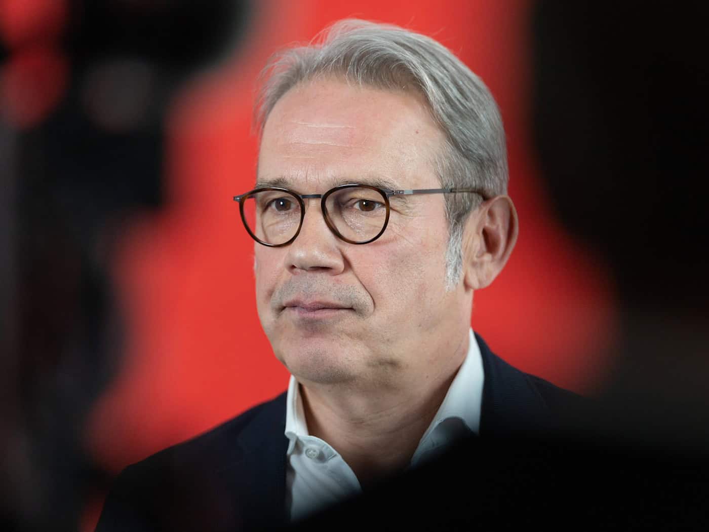 Thüringens Innenminister Georg Maier (SPD) sieht eine Abschaffung der Prämie für Gemeindefusionen skeptisch. (Archivbild) / Foto: Michael Reichel/dpa