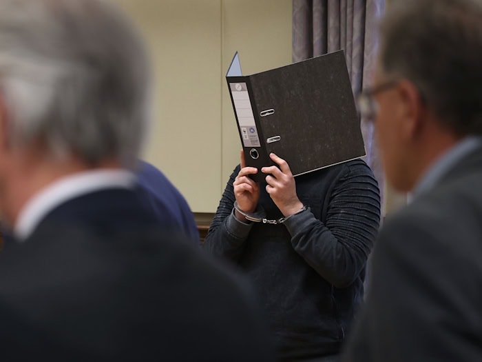 Der Angeklagte hat sich für seine Tat entschuldigt. (Archivbild) / Foto: Karl-Josef Hildenbrand/dpa