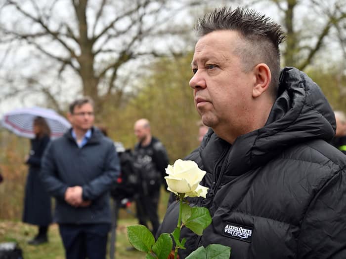 Krumbiegel warnt beim Gedenken an Mittelbau-Dora in Nordhausen vor Antisemitismus