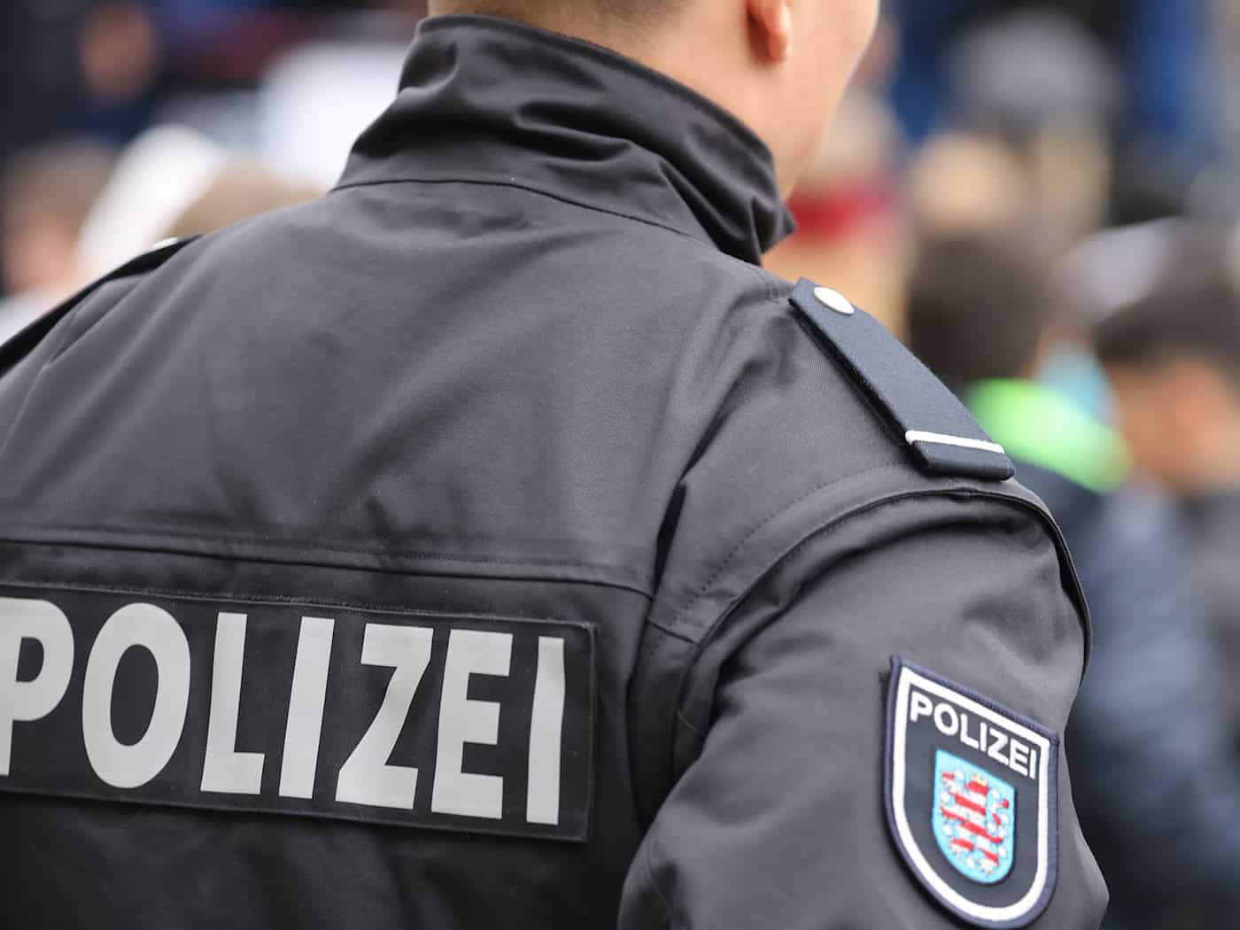 Die Zahl der Polizeivollzugsbeamten in Thüringen ist von 2025 auf 2026 gestiegen. (Symbolbild)  / Foto: Bodo Schackow/dpa