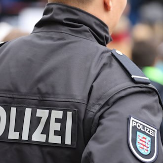 Die Zahl der Polizeivollzugsbeamten in Thüringen ist von 2025 auf 2026 gestiegen. (Symbolbild)  / Foto: Bodo Schackow/dpa
