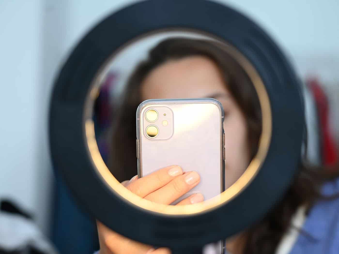 Influencer stärker im Fokus der Thüringer Finanzämter  / Foto: Niklas Graeber/dpa