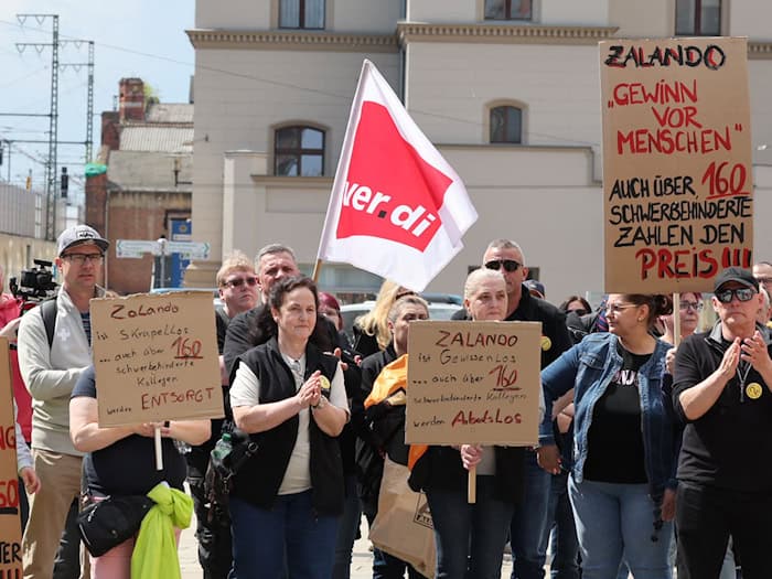 Protest gegen Zalando-Aus in Erfurt – Unternehmen reagiert