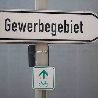 Thüringen hat im ersten Vierteljahr ein Plus bei Gewerbeneuanmeldungen verzeichnet (Symbolbild). / Foto: Lino Mirgeler/dpa