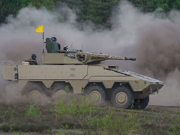 Bis 2035 sollen rund vier Milliarden Euro Bundeswehr-Investitionen in den Osten fließen. (Archivbild) / Foto: Philipp Schulze/dpa