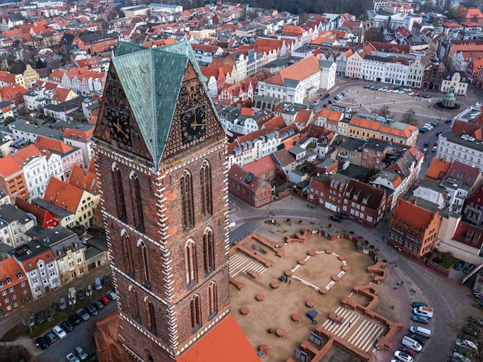 Geförderte Kunstaktionen in kleineren Kulturorten starten
