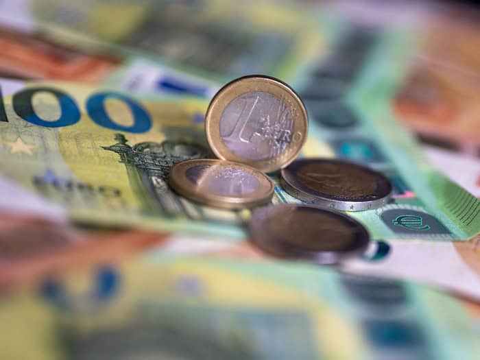 Die Thüringer Regierungskoalition will verhindern, dass gemeinnützige Vereine Umsatzsteuern auf Mitgliedsbeiträge entrichten müssen. (Symbolbild)  / Foto: Monika Skolimowska/dpa