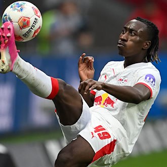 Yan Diomande gewann immerhin einen Titel in seiner Premierensaison. (Archivbild) / Foto: Florian Wiegand/dpa
