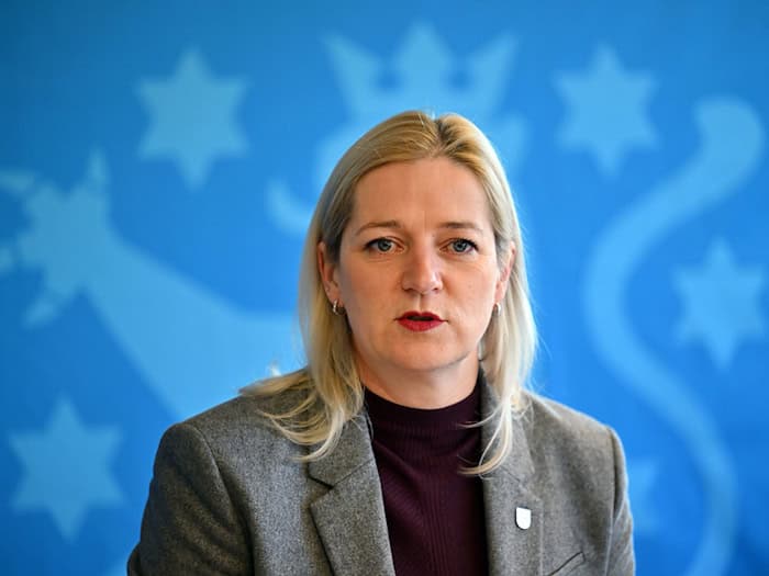 Die Thüringer Migrationsministerin Beate Meißner (CDU) prüft Sanktionen für Teilnehmer von Integrationskursen, die nicht zu den Kursterminen kommen. (Archivbild) / Foto: Martin Schutt/dpa