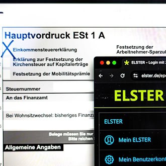 Digital statt auf Papier: Der Trend zur elektronischen Steuererklärung setzt sich in Thüringen fort (Symbolbild) / Foto: Sina Schuldt/dpa