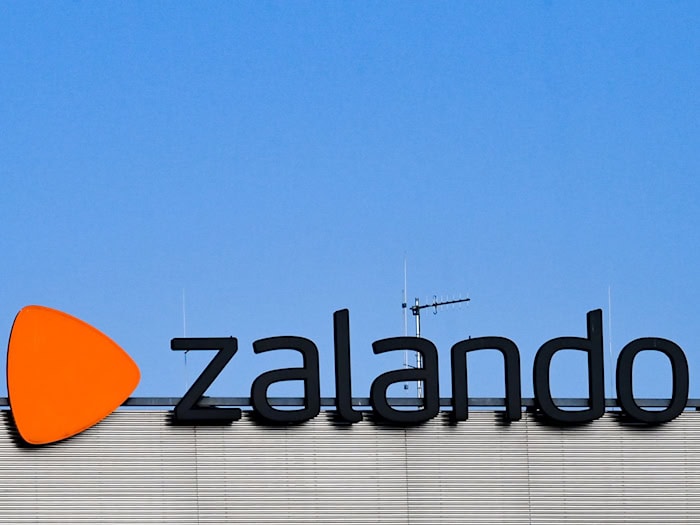 Zalando will das Erfurter Logistikzentrum im September schließen. (Archivbild) / Foto: Jens Kalaene/dpa-Zentralbild/dpa