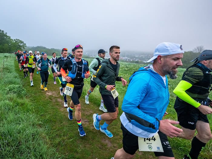 Der Rennsteiglauf ist für viele ein fester Termin im Kalender. / Foto: Jacob Schröter/dpa