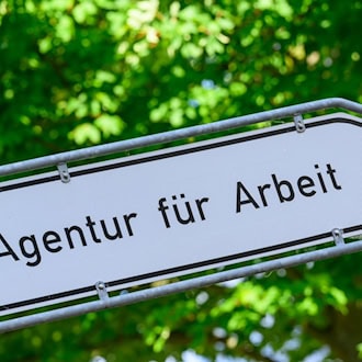 Im Mai weniger Arbeitslose in Thüringen (Illustration). / Foto: Patrick Pleul/dpa