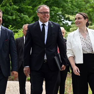 Das Thüringer Kabinett traf sich bei einer auswärtigen Sitzung in Leinefelde-Worbis, wo derzeit die Landesgartenschau stattfindet.  / Foto: Martin Schutt/dpa