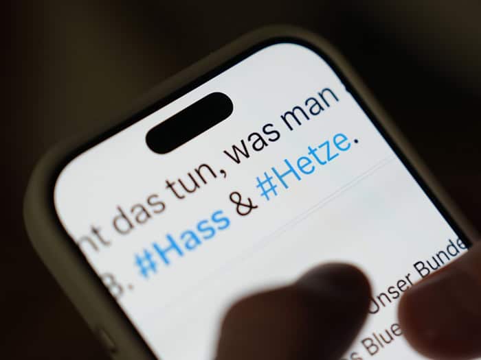 Die Beartungsstelle Elly in Thüringen hilft seit 2023 Menschen, die digital etwa bedroht oder eingeschüchtert werden. (Symbolbild) / Foto: Marcus Brandt/dpa
