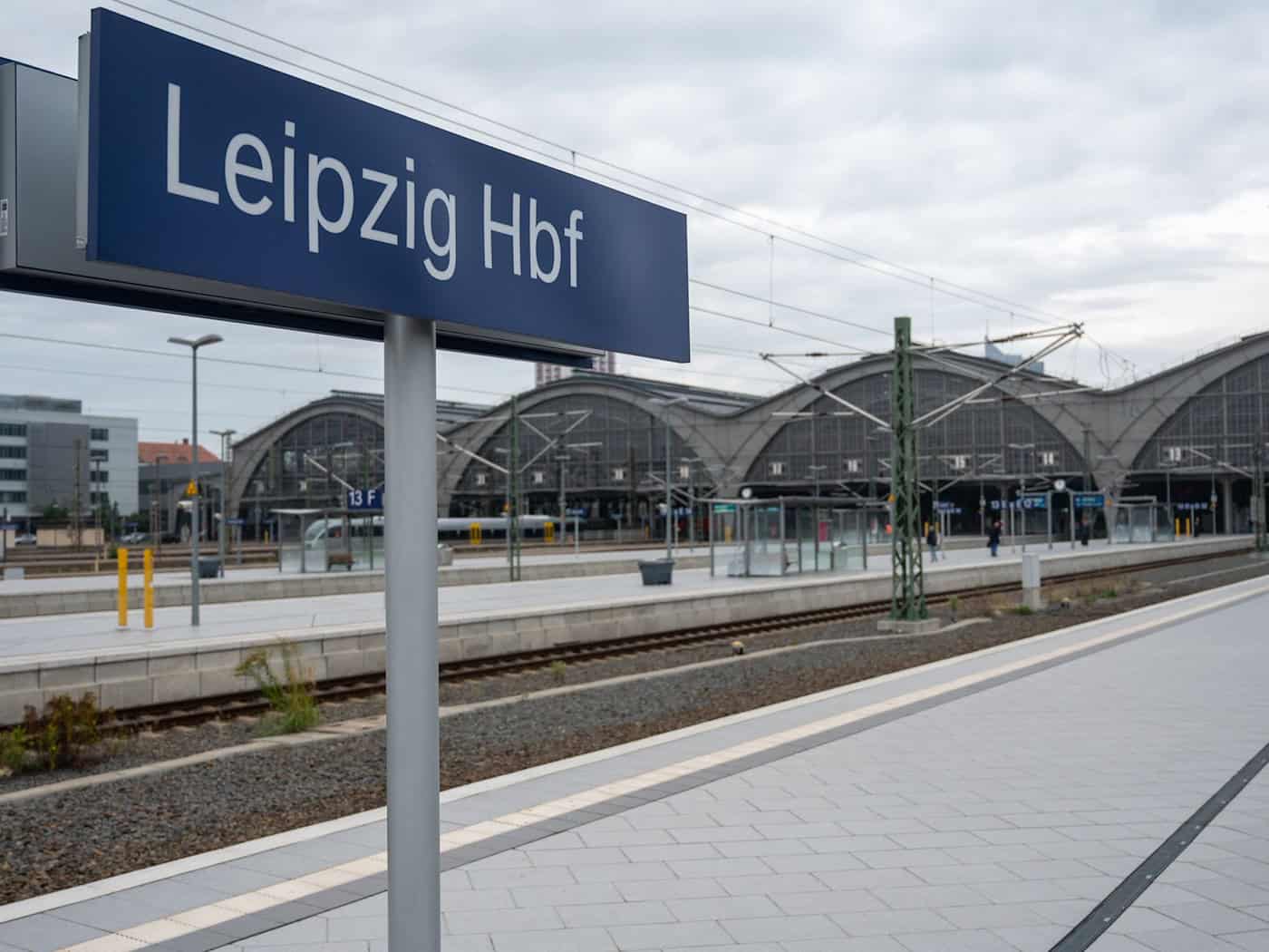 Laut der Bundespolizei waren Betrüger zuletzt etwa in Leipzig aktiv. (Symbolbild) / Foto: Christophe Gateau/dpa