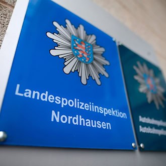 Die Polizei bittet Zeugen um Hinweise. (Symbolbild) / Foto: Matthias Bein/dpa