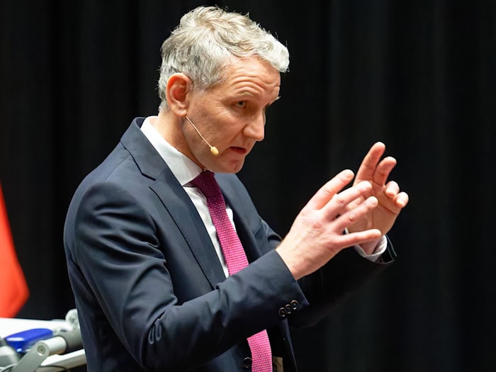 Parteirechtsaußen Björn Höcke hat sich schon früher für eine Änderung der AfD-Unvereinbarkeitsliste ausgesprochen (Archivbild) / Foto: Henning Kaiser/dpa