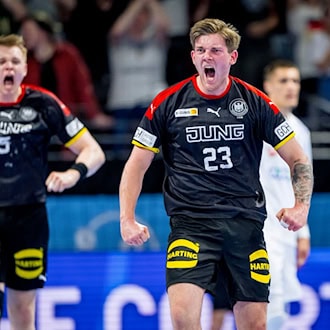 Junioren-Weltmeister Elias Scholtes wechselt vom Bergischen HC nach Thüringen. (Archivbild) / Foto: Sascha Klahn/dpa