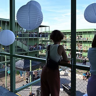 Auch im 2025 eingeweihten Neubau der «Jenaplanschule Weimar» sind Führungen geplant. (Archivbild) / Foto: Martin Schutt/dpa