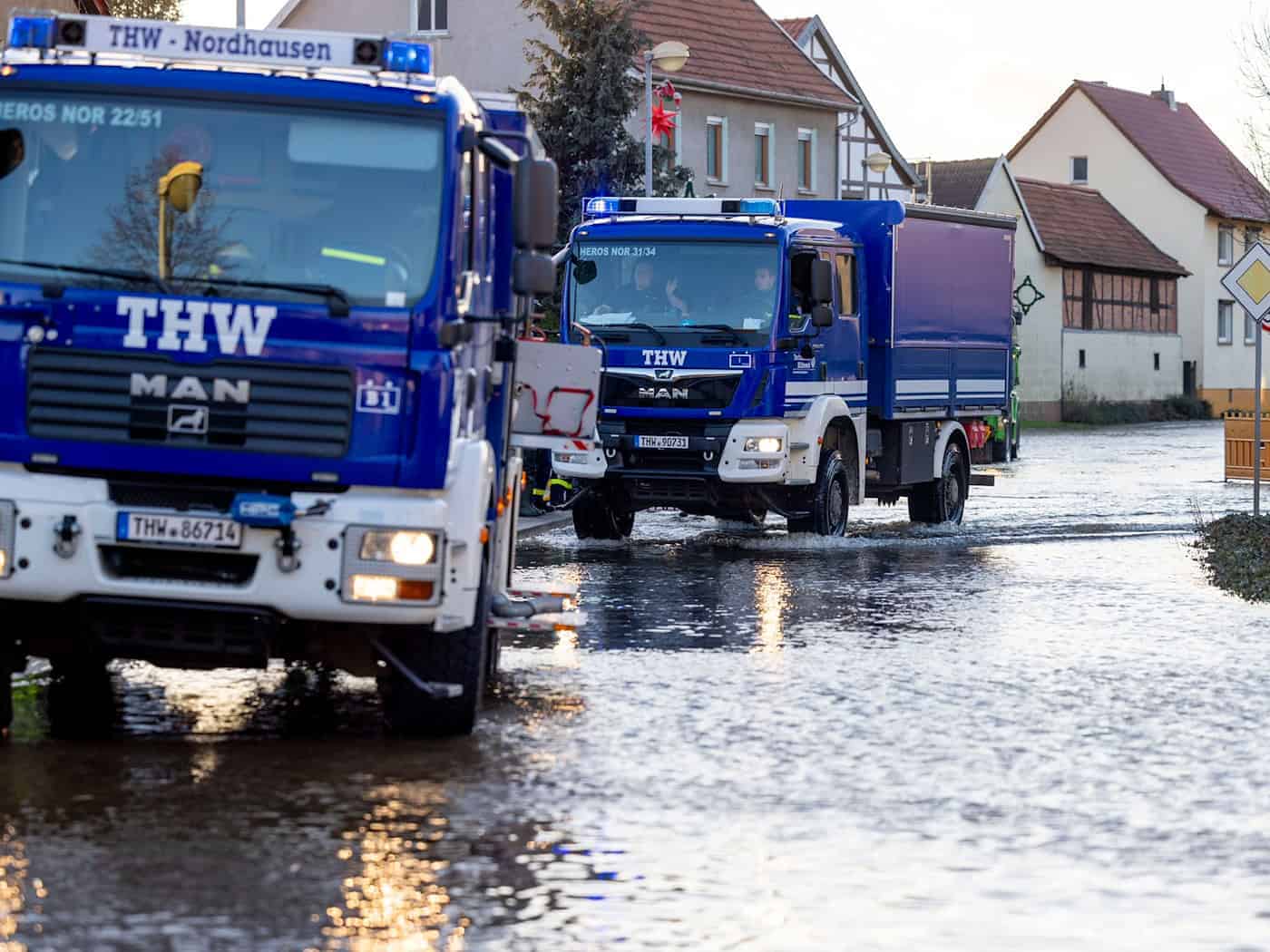 Wanderaktion zugunsten von Technischem Hilfswerk, Feuerwehren und Rettungskräften geplant. (Symbolbild) / Foto: Christoph Reichwein/dpa