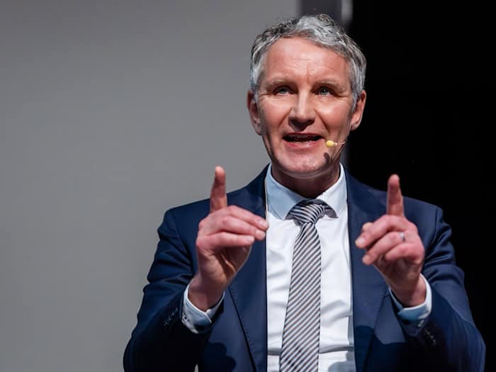 Der Thüringer AfD-Landespartei- und Fraktionschef Björn Höcke rät der AfD in Sachsen-Anhalt von einer Regierungsbeteiligung als Juniorpartner ab. (Archivbild) / Foto: Christoph Schmidt/dpa