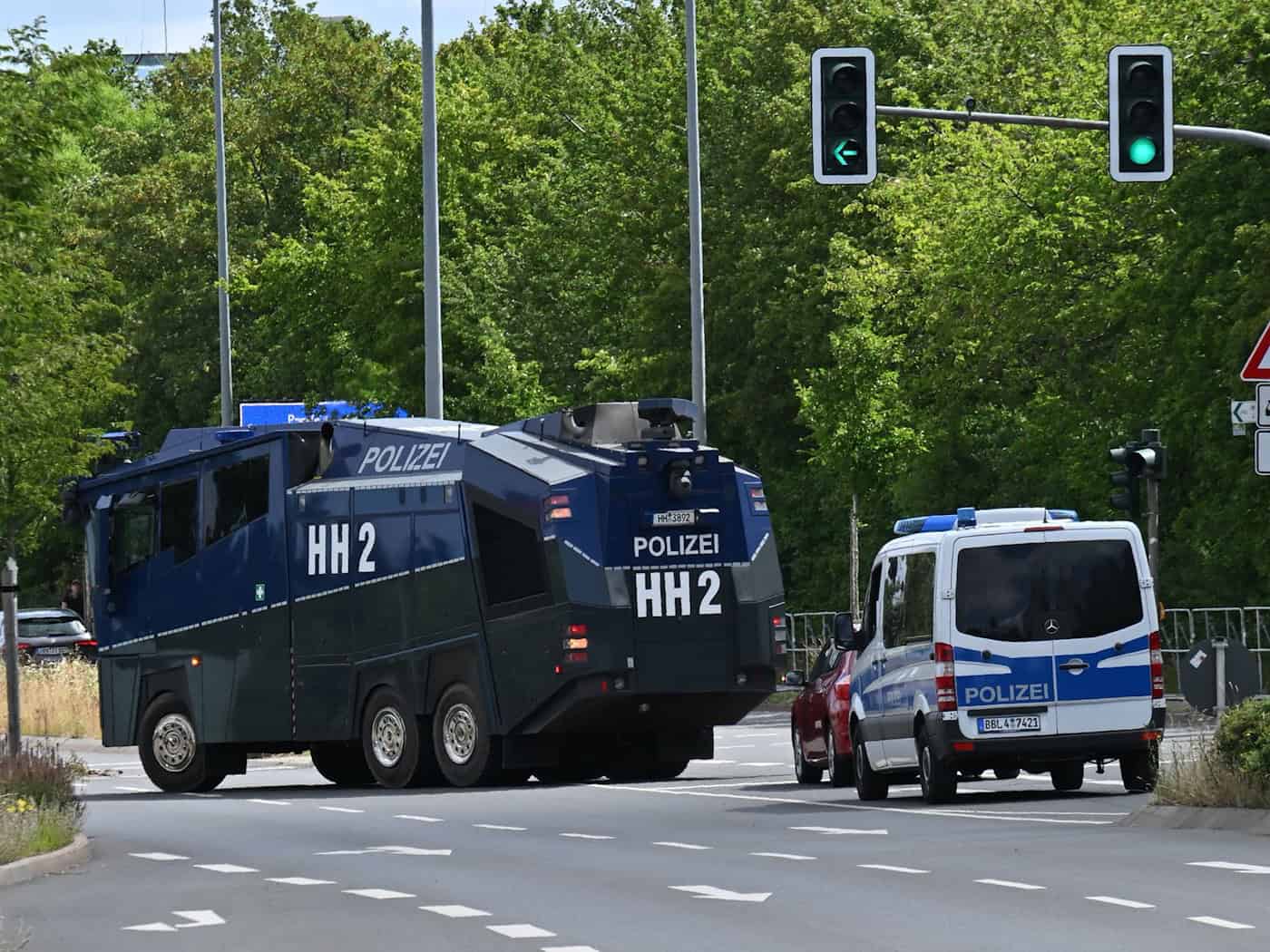 Stadt und Polizei arbeiten zusammen, um den erwarteten Andrang wegen des AfD-Bundesparteitags und wegen geplanter Gegendemonstrationen, zu koordinieren.    / Foto: Martin Schutt/dpa