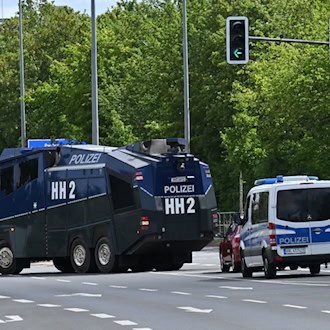 Stadt und Polizei arbeiten zusammen, um den erwarteten Andrang wegen des AfD-Bundesparteitags und wegen geplanter Gegendemonstrationen, zu koordinieren.    / Foto: Martin Schutt/dpa