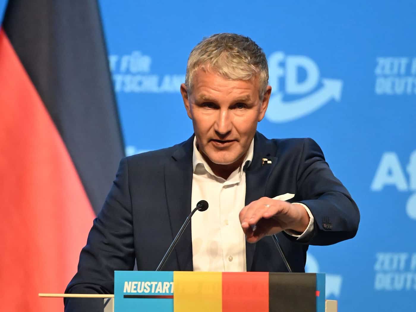 Thüringens AfD-Chef Björn Höcke sieht seine Partei auf dem Weg in Regierungsverantwortung. / Foto: Katharina Kausche/dpa