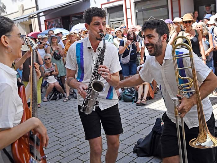 Das Rudolstadt-Festival ist nach Veranstalterangaben das größte Festival für Roots, Folk und Weltmusik in Deutschland. (Archivbild) / Foto: Martin Schutt/dpa