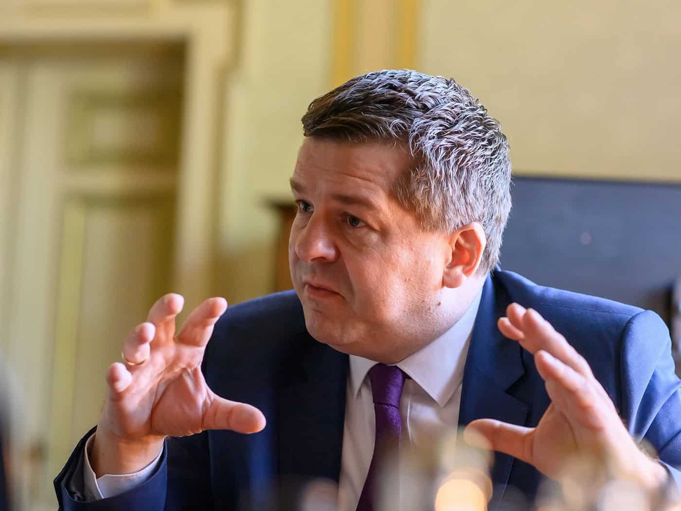 Sachsen, Sachsen-Anhalt und Thüringen treten gemeinsam für abschlagsfreie Rente und bezahlbare Pflege an