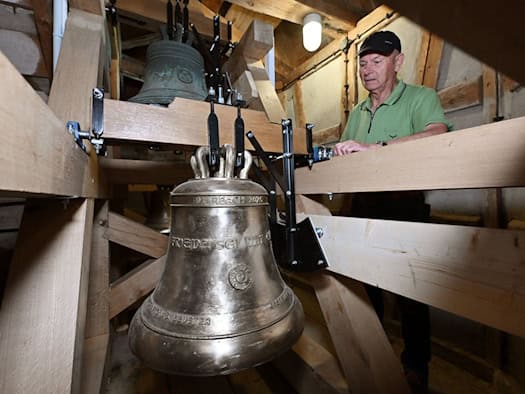 Neues Glockenspiel in St.-Gotthardt-Kirche in Erfurt-Marbach eingeweiht