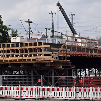 Brückenarbeiten in Erfurt: Sperrungen im Straßenverkehr