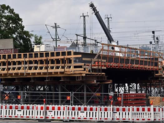 Brückenarbeiten in Erfurt: Sperrungen im Straßenverkehr