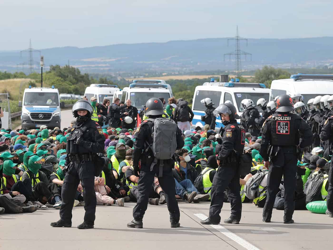 Ermittlungen zu Parteitag-Protesten dauern an