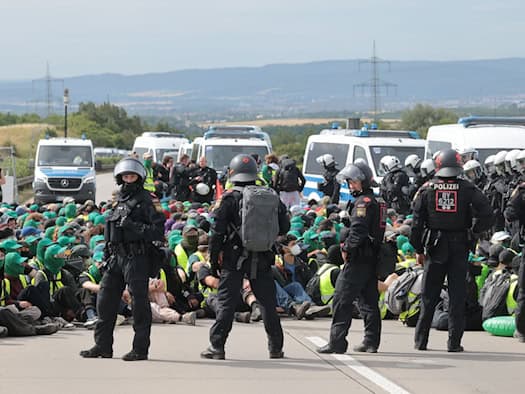 Ermittlungen zu Parteitag-Protesten dauern an