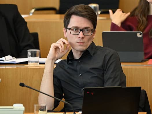Thüringen: Linke fordert Koalition zur Sacharbeit auf – Voigt in der Pflicht