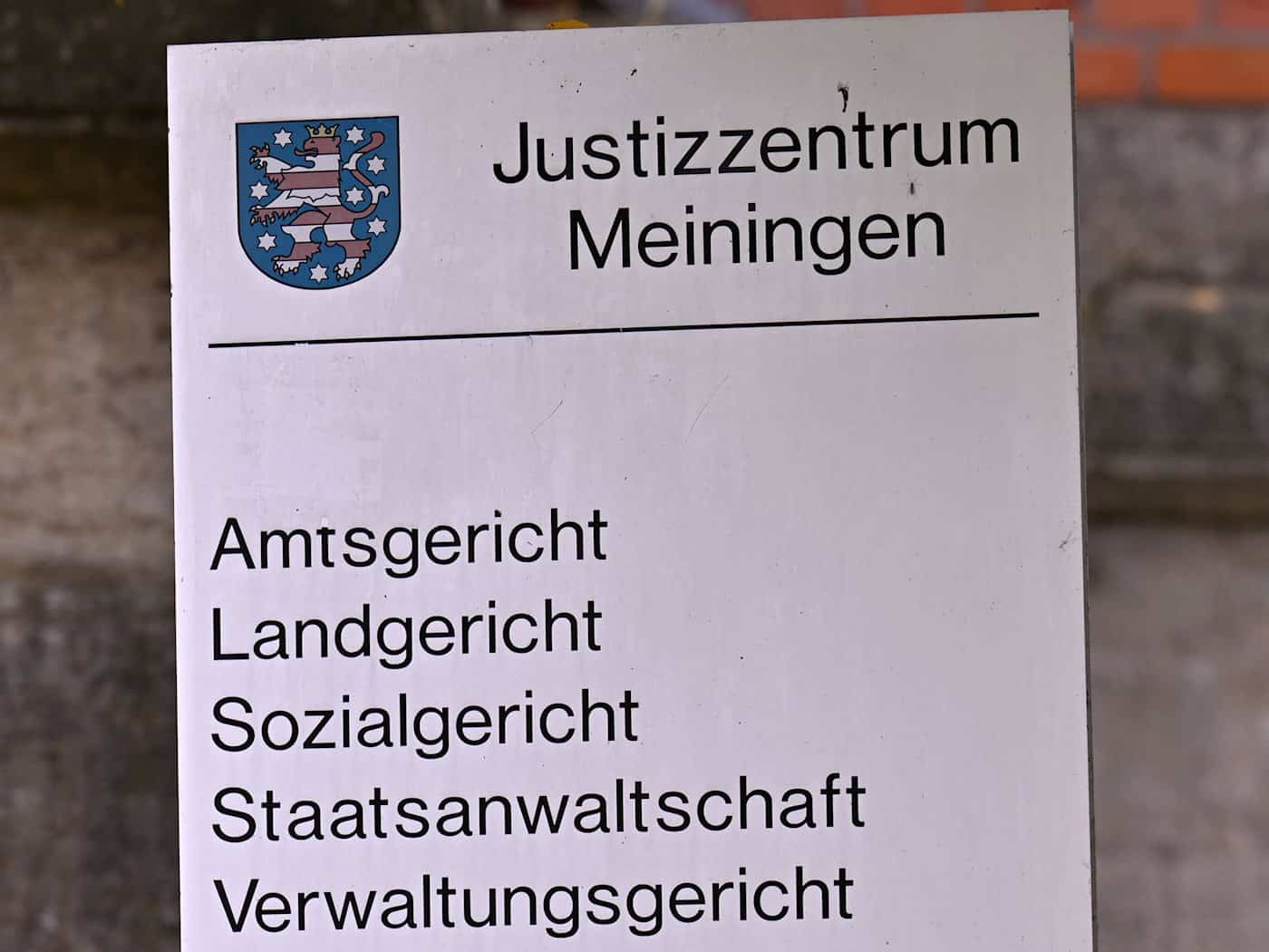 Anlagebetrug in Millionenhöhe - Prozessbeginn in Meiningen