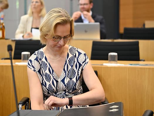 Thüringer Finanzämter wollen Steuernummern für Gründer binnen 15 Arbeitstagen vergeben