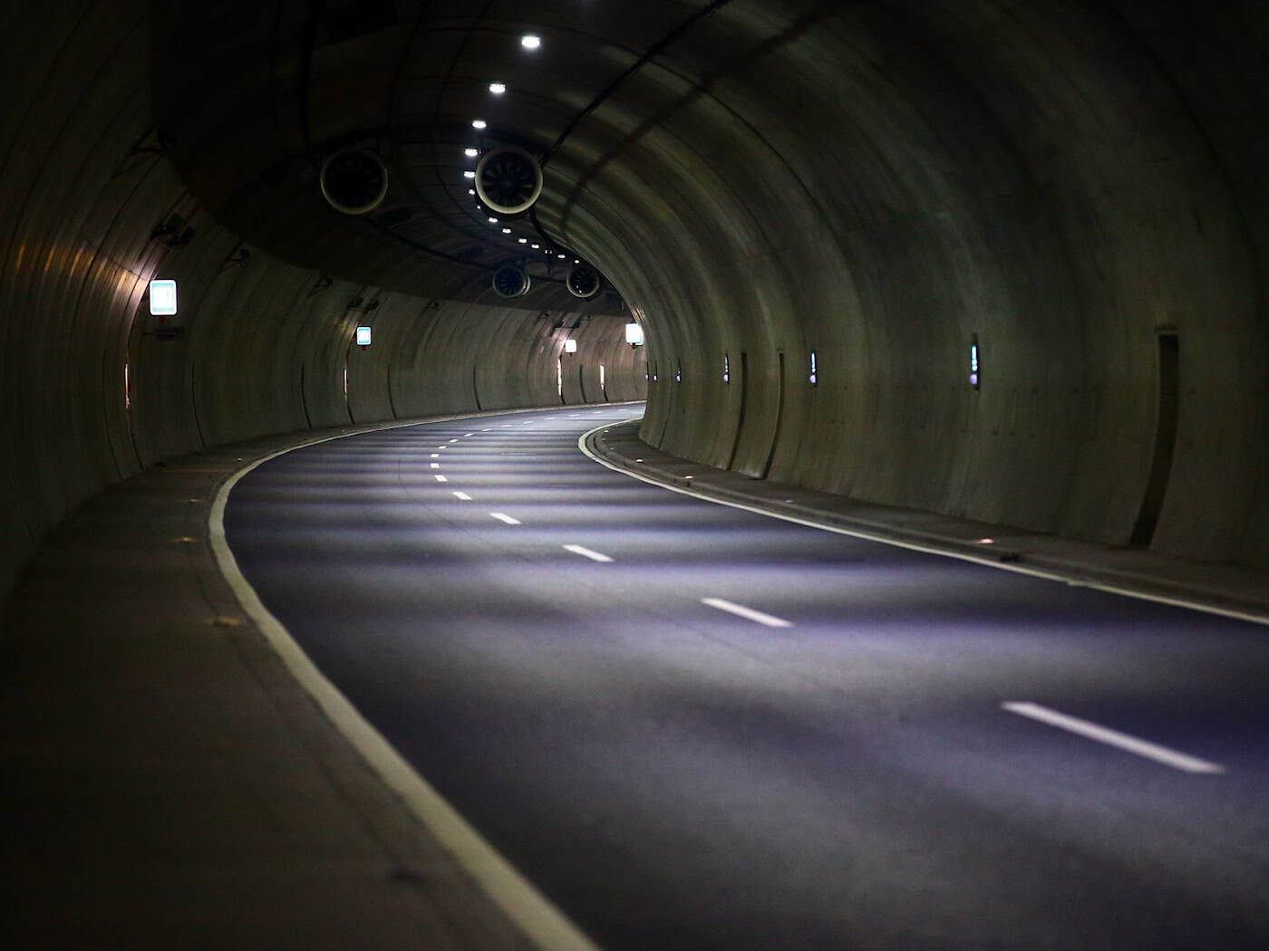 Katastrophenübung: Tunnel Berg Bock auf der A71 gesperrt