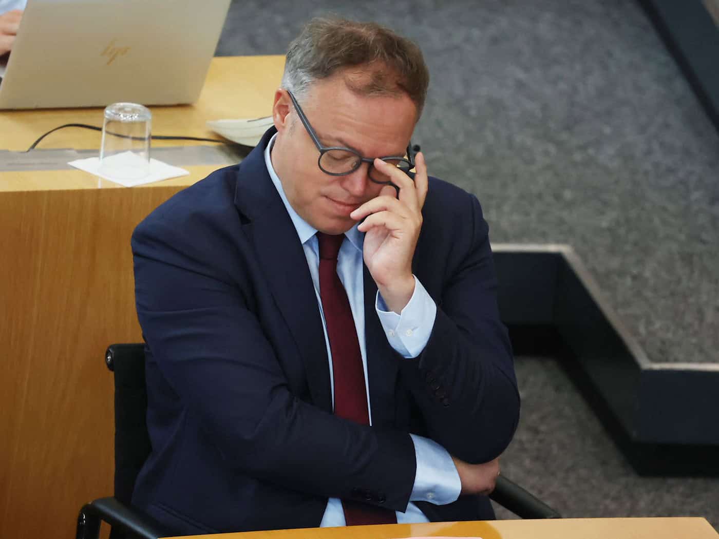 Thüringen: Voigt steuert CDU-Minderheitsregierung durch Koalitionskrise