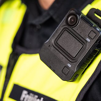 Neue Technik löst automatisch Video bei Waffen-Einsatz aus